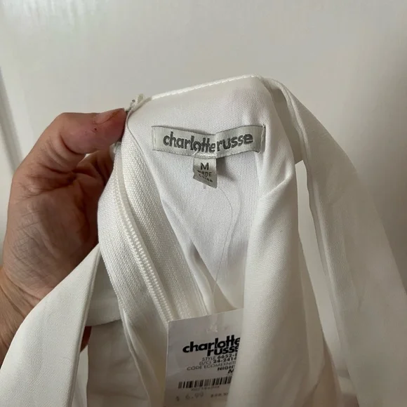 WOMENS DRESS SIZE MEDIUM - Picture 3 of 3